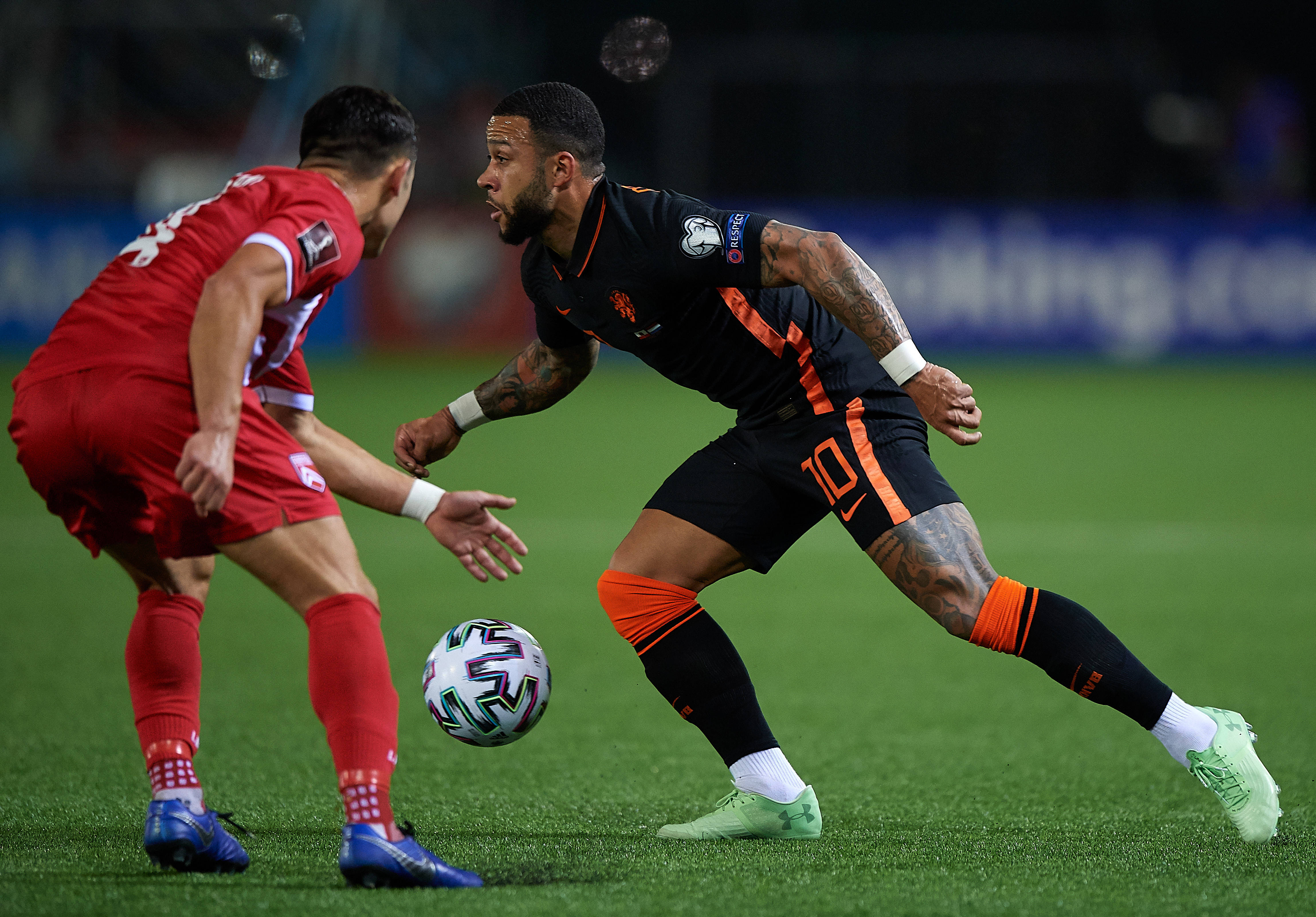 直布罗陀队表现出色，力争晋级榜首的简单介绍