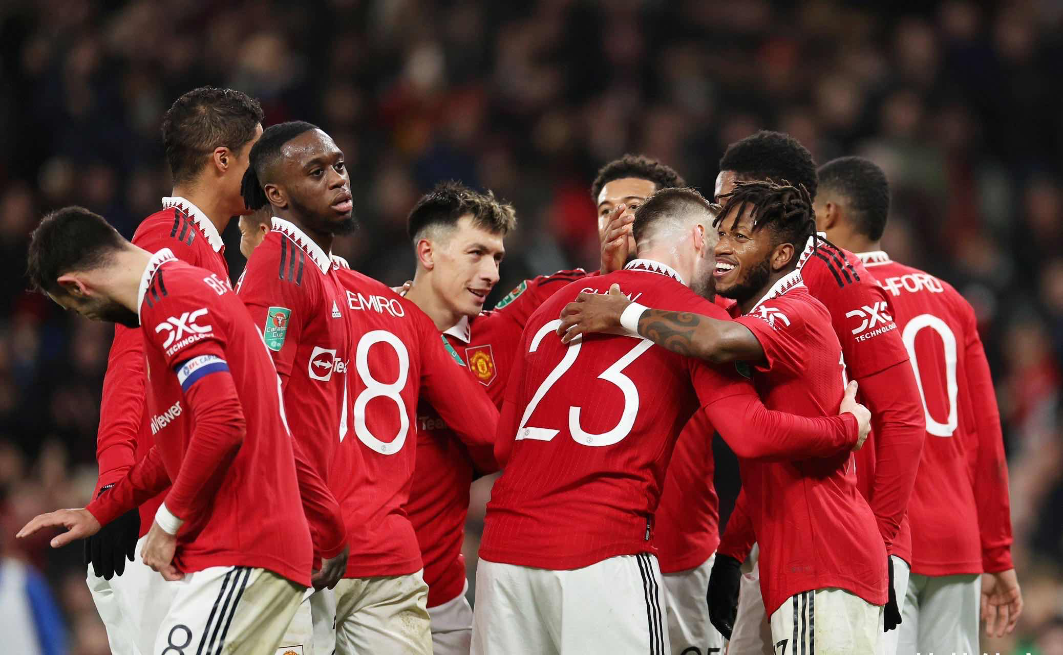 燃情比拼！欧洲足坛重要球队携手角逐胜利