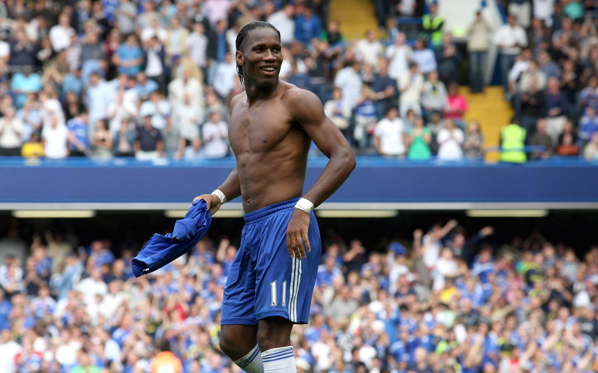 出色防守引爆全场！，萨拉赫意外战胜SKT赢得满堂喝彩